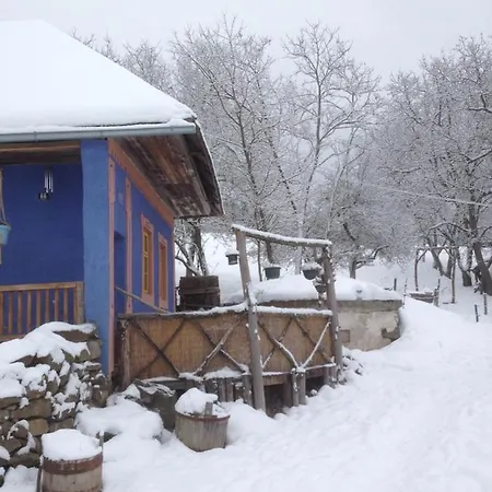 Modra Farma * Pliešovce