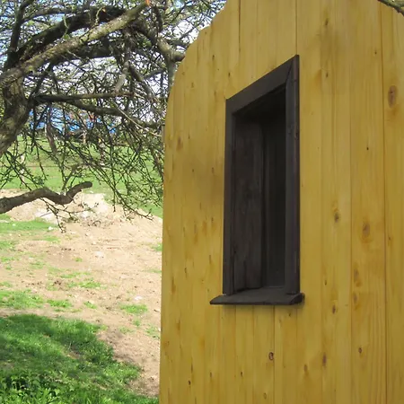 Modra Farma Camping Pliešovce